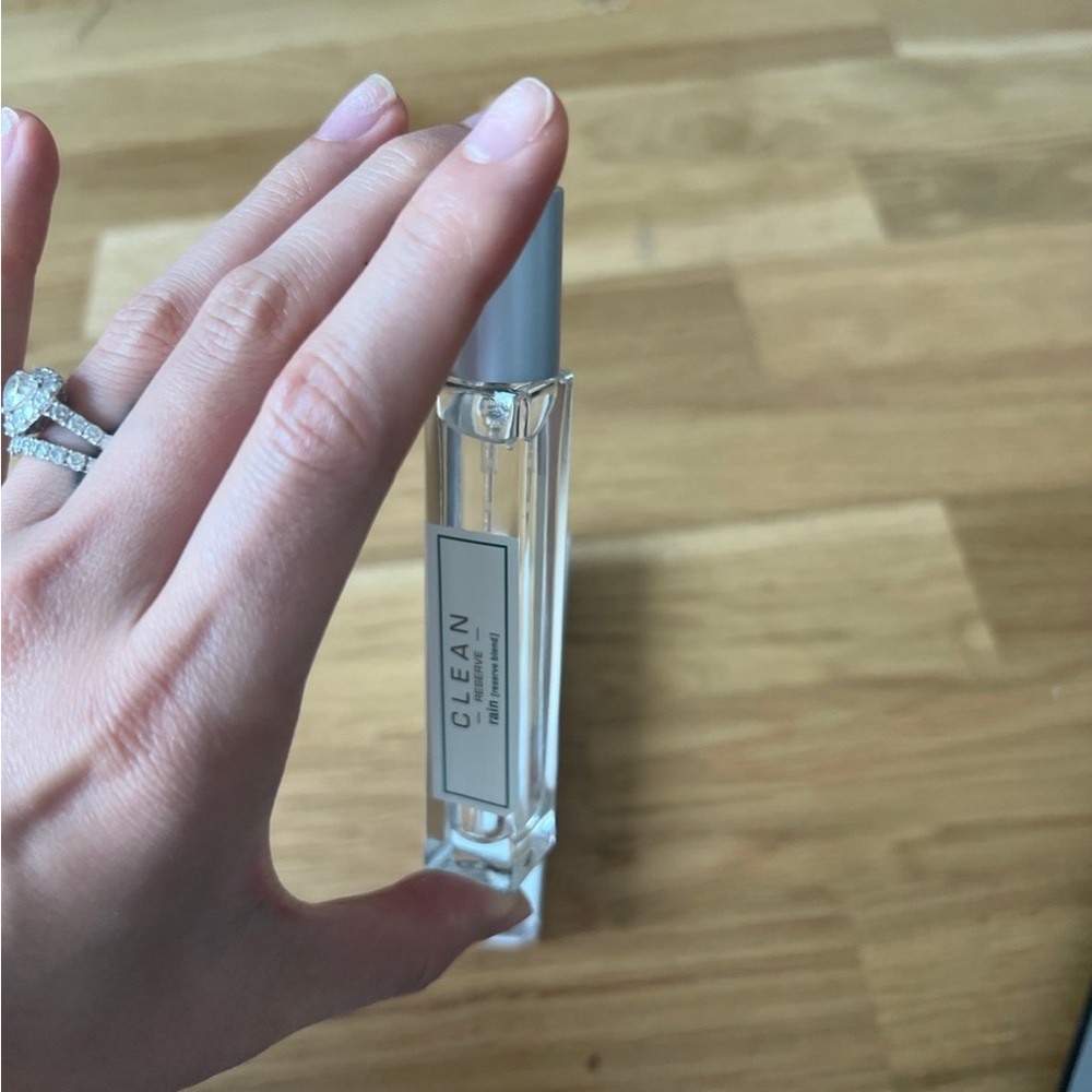 New clean reserve rain reserve blend perfume